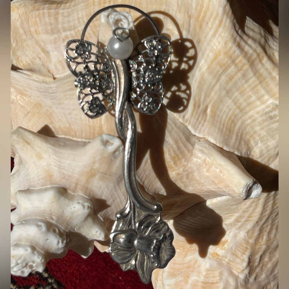Vintage sterling silver antique brooch